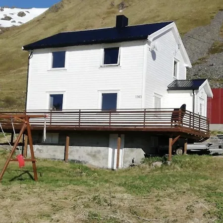 بيت للعطل Basecamp Mountain View Lofoten *