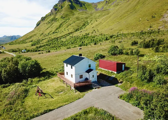 Basecamp Mountain View Lofoten